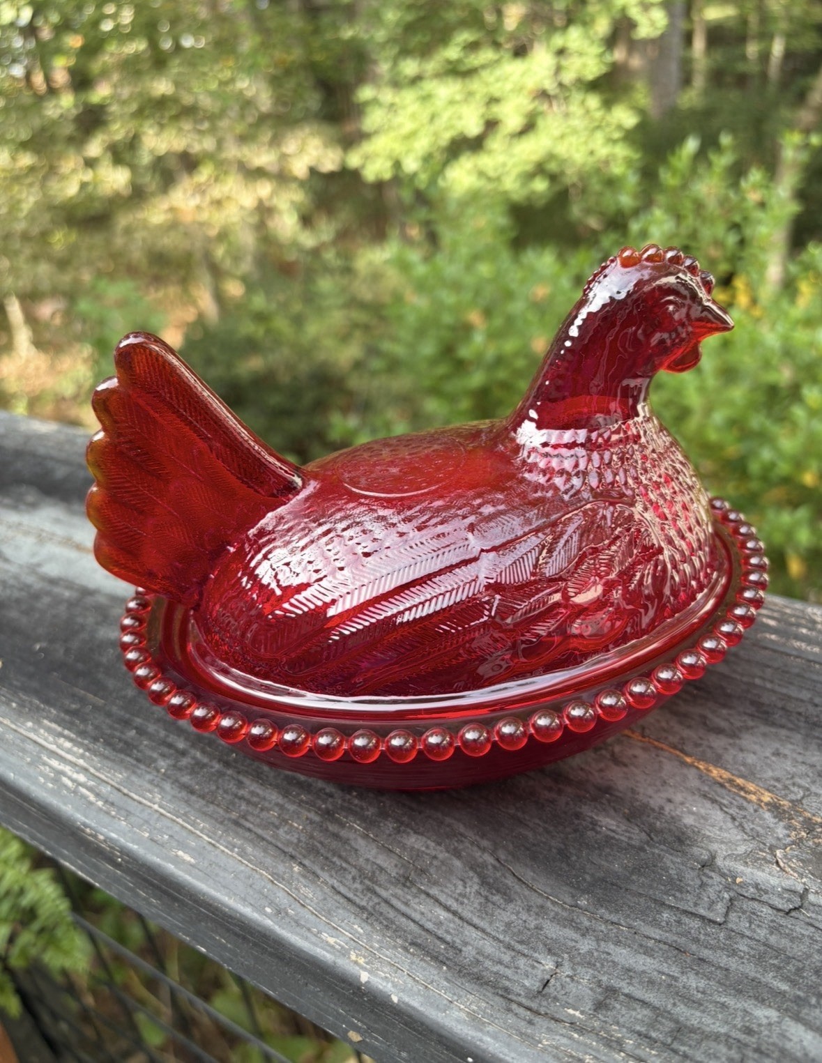 Vintage Style Red Glass Nesting Hen