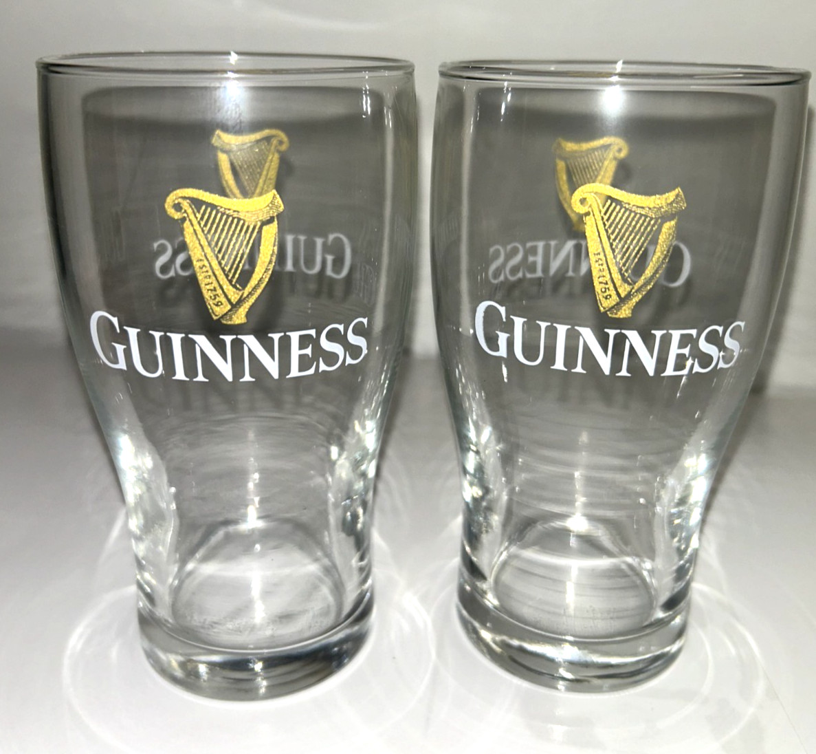 Guinness 16oz Pint Glasses Set of 2 Glasses Draught Beer Stout Man Cave Guinness 16oz Pint Glasses Set of 2 Glasses Draught Beer Stout Man Cave