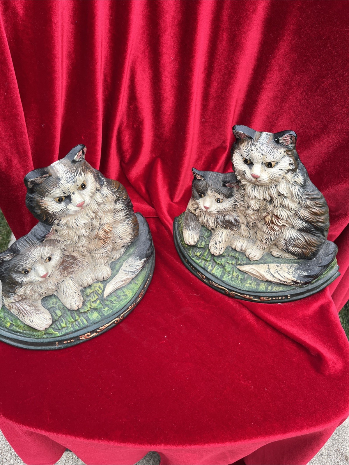 Cats Door Stop Pair 2x Vintage CAST IRON Twin Kitten Excellent Condition Heavy