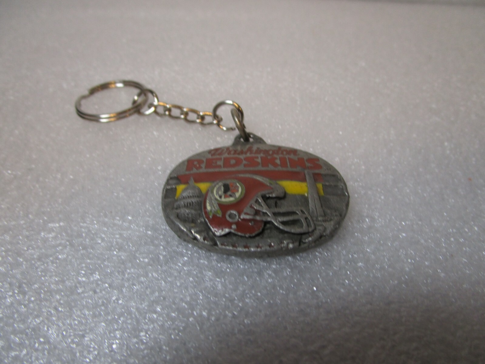 Collectible Keychain: Washington Redskins NFL Siskiyou Buckle Co 1997