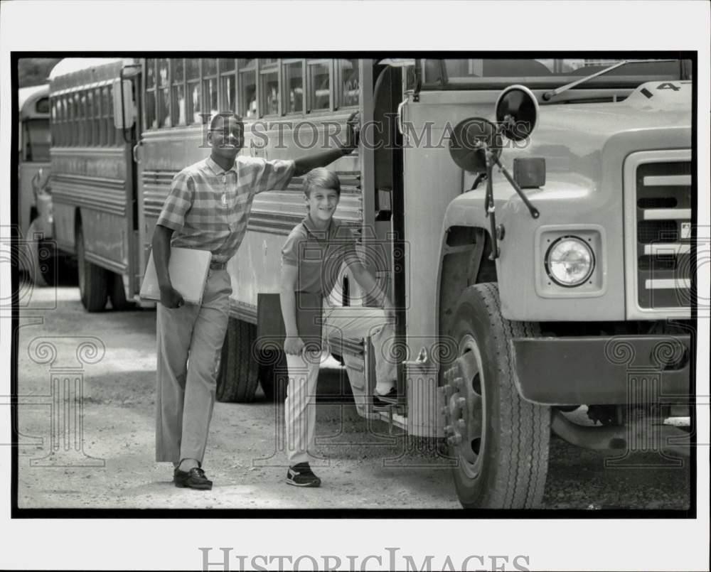 1986 Press Photo Students Carl Hicks and Donald Gates, headed to new schools, FL 1986 Press Photo Students Carl Hicks and Donald Gates, headed to new schools, FL