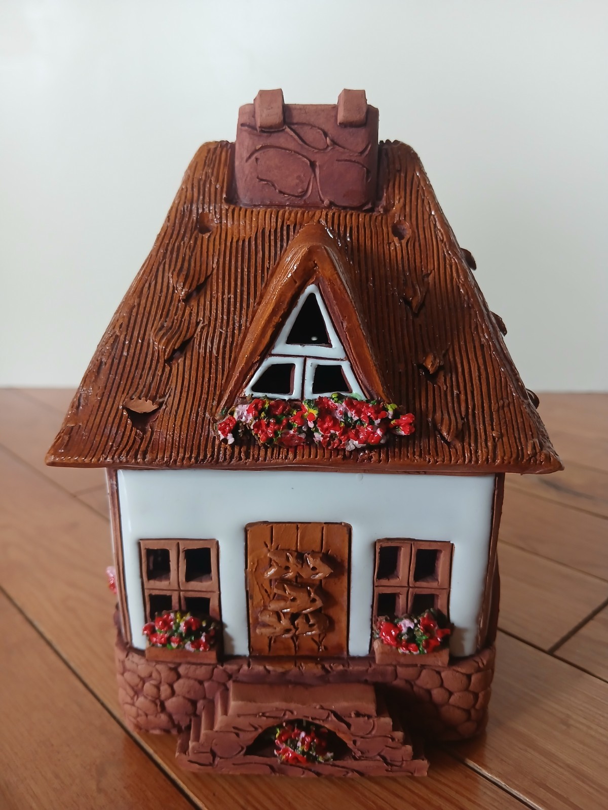 Maribor Kunstgewerbe Lithuanian Clay Cottage Incense Burner Tea Light  Vintage