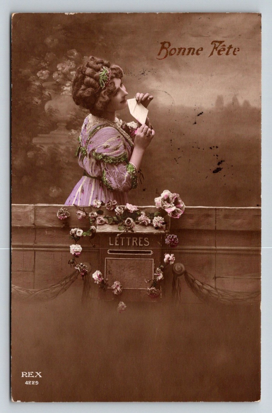 1913 Pretty Woman Bonne Fete Postcard 1913 Pretty Woman Bonne Fete Postcard