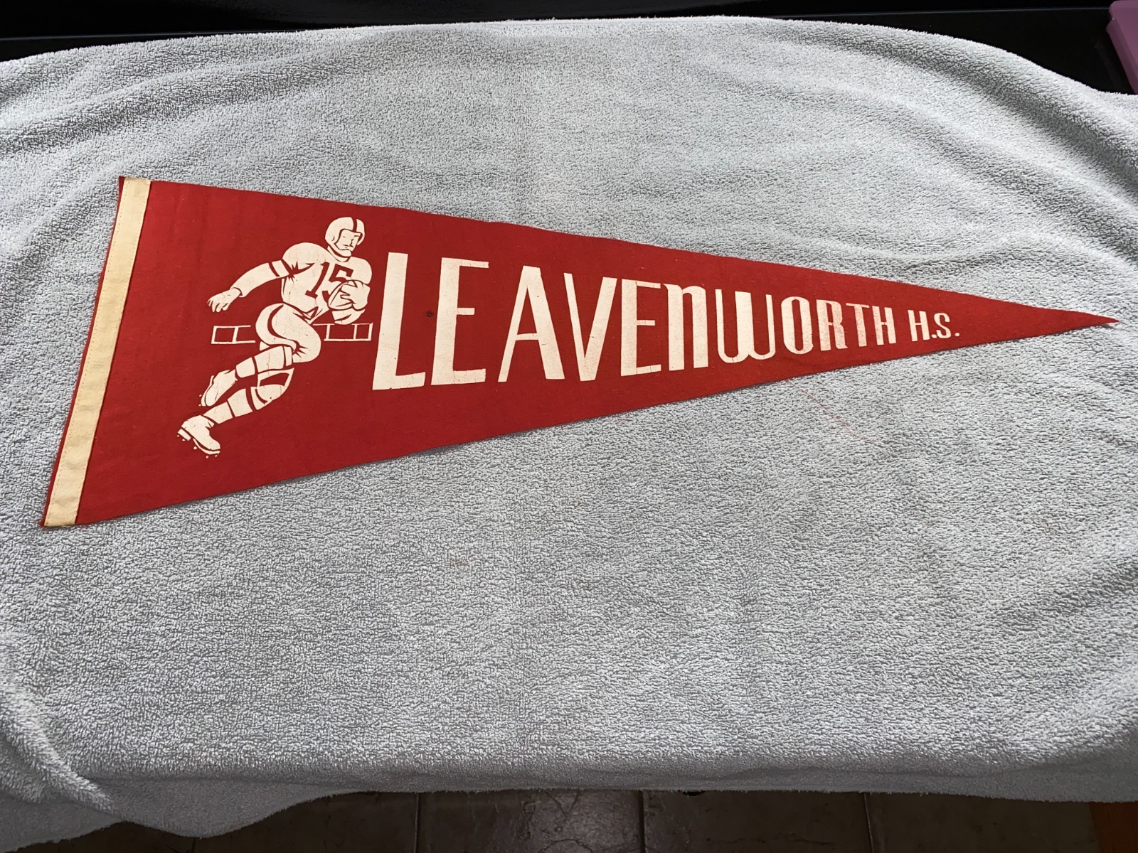 Vintage 40s/50s Leavenworth, Kansas Or Indiana High School Football Felt Pennant