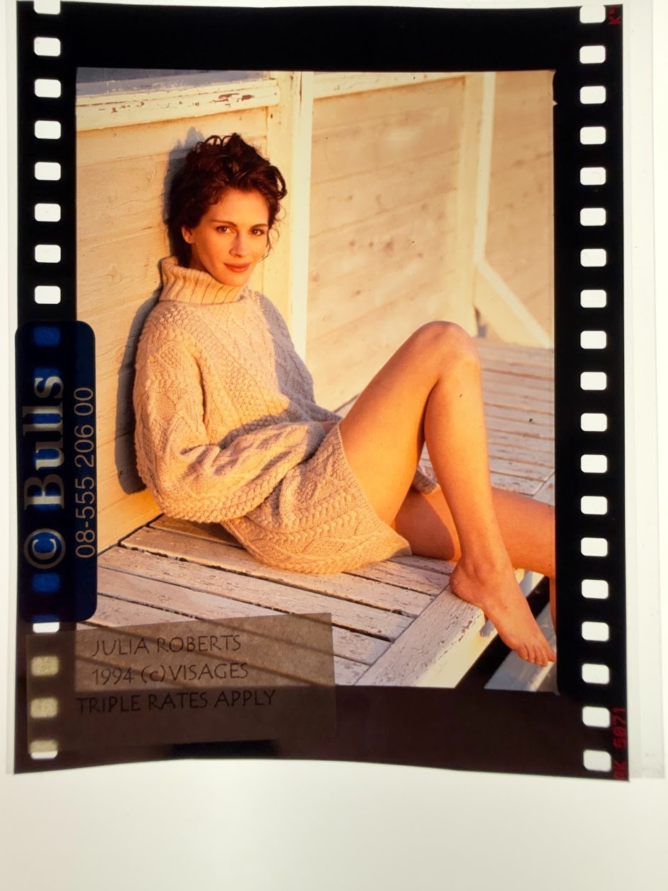JULIA ROBERTS - Rare Original Press Photo Transparency by HERB RITTS 1994 JULIA ROBERTS - Rare Original Press Photo Transparency by HERB RITTS 1994
