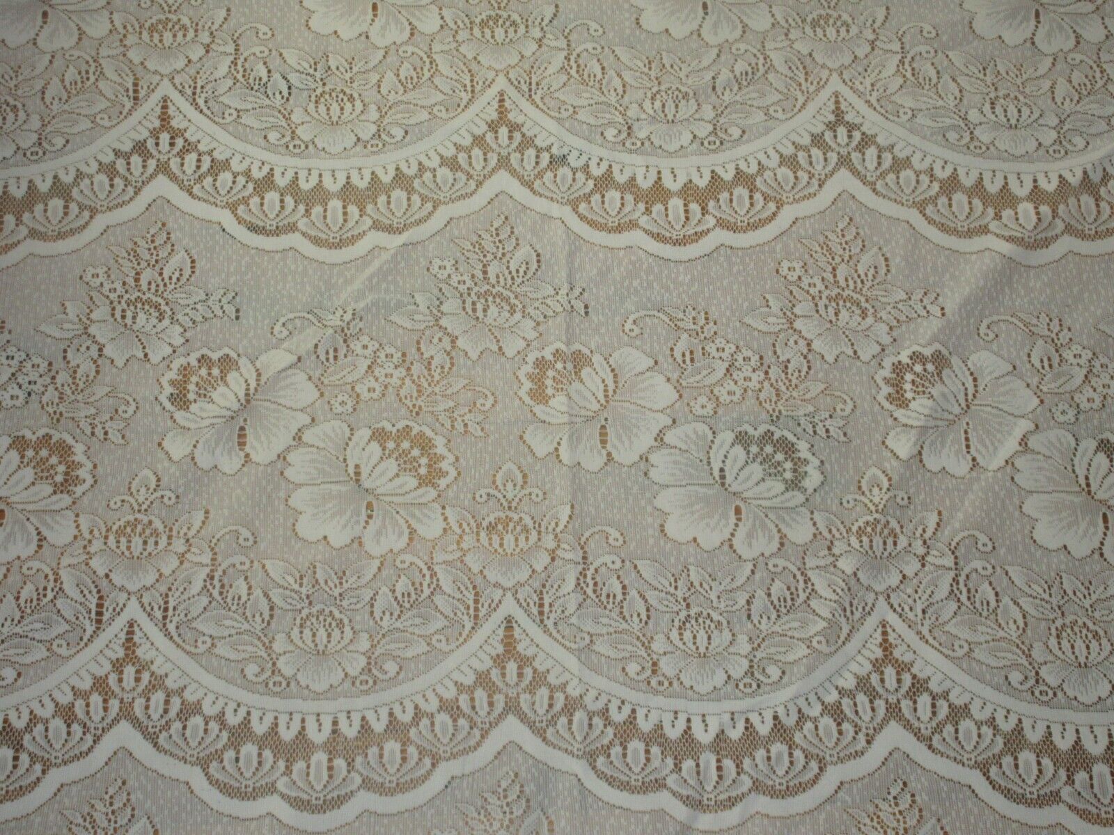 Vintage Ivory Scalloped Floral Window Lace Fabric Panel 55x50