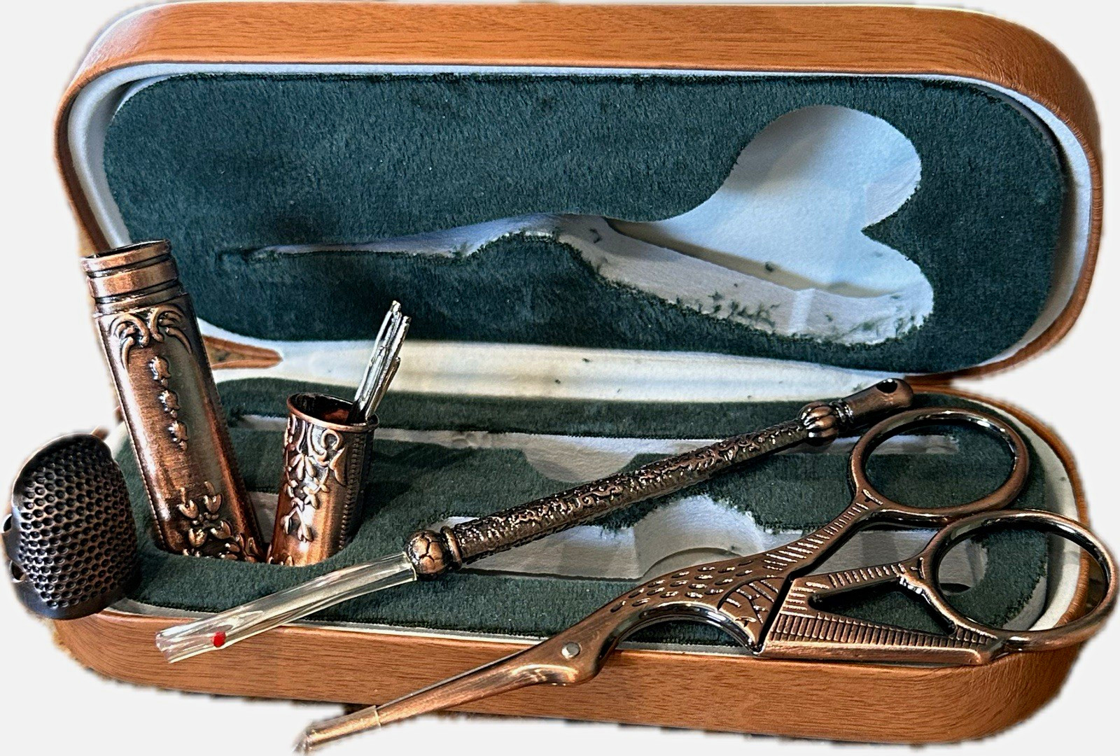 Vintage Style Needlework Sewing Set Ornate Scissors Thimble Complete. Practicall