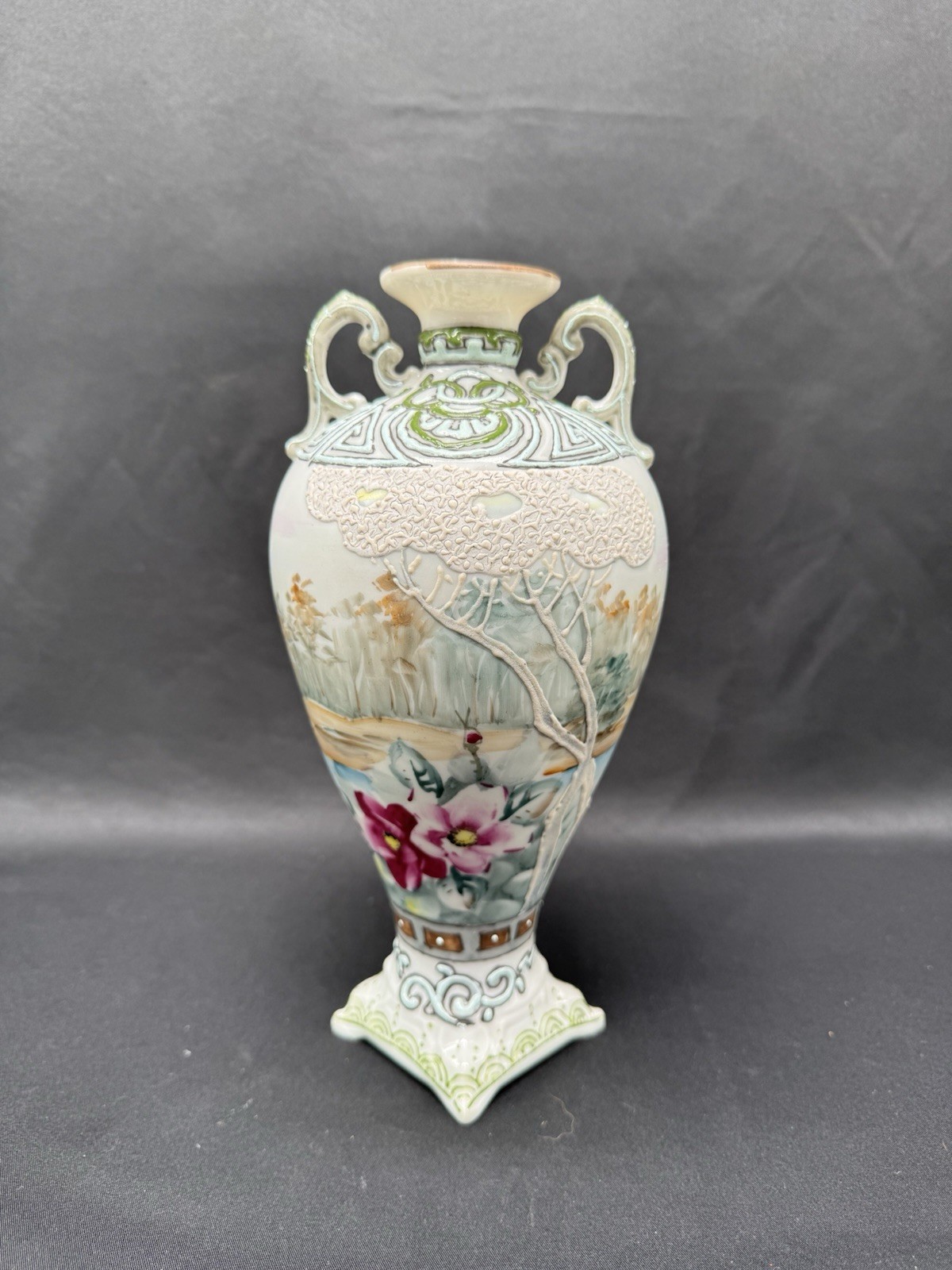 Vintage 1930s Hand Painted Japanese Moriage Porcelain Vase Floral Landscape 8.5\ Vintage 1930s Hand Painted Japanese Moriage Porcelain Vase Floral Landscape 8.5\