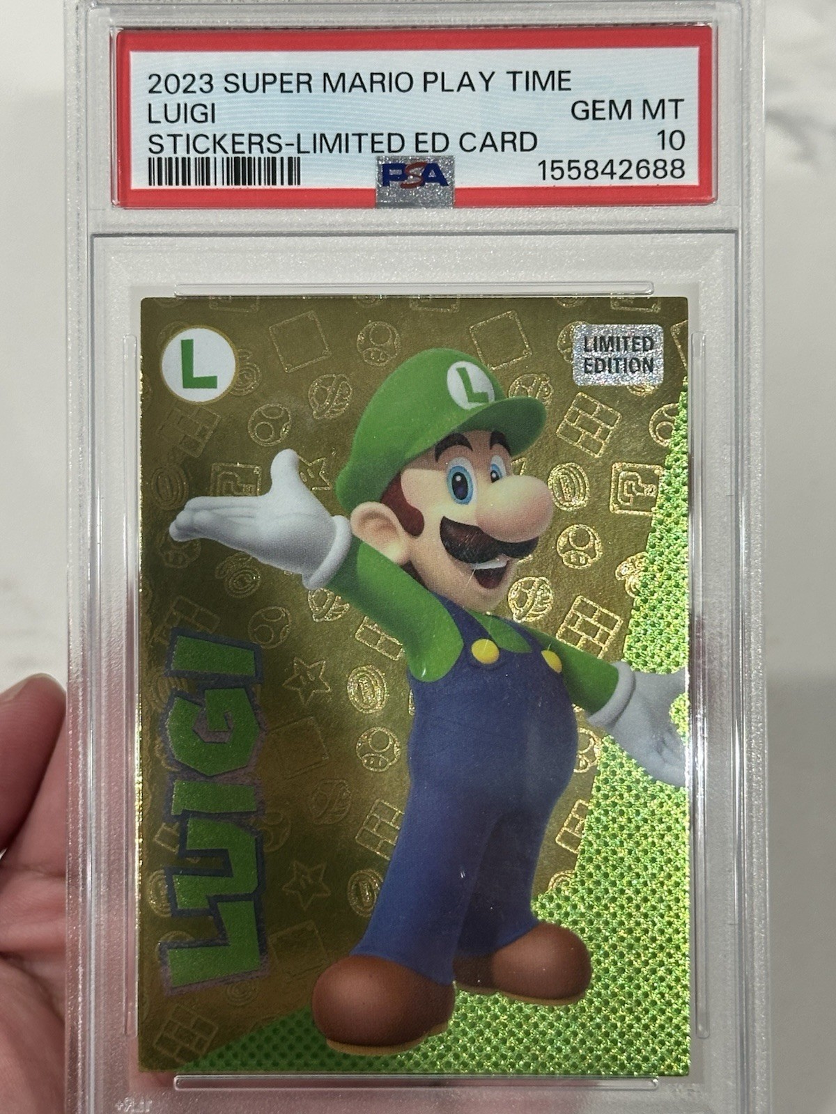 2023 Panini Super Mario Gold Limited Edition Luigi Psa 10