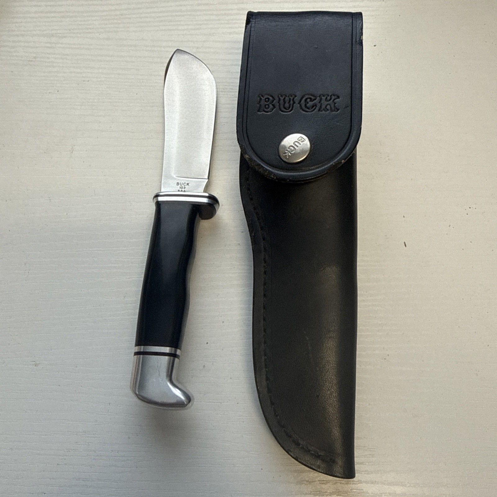 Vintage 1970s  Buck 103 Skinner knife 3 line inverted tang stamp VGC