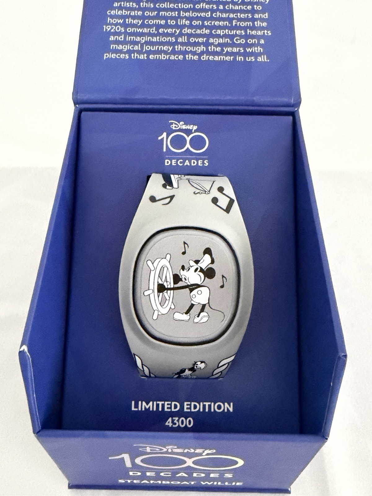 NEW RARE Disney MagicBand+ 100 Decades Steamboat Willie Unlinked LIMITED EDITION