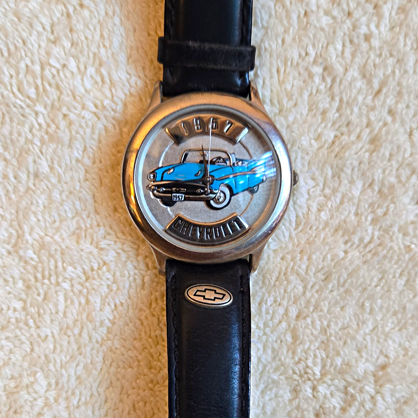Relic Classic American Cars 1957 Chevrolet Wristwatch w/ Wood Box
