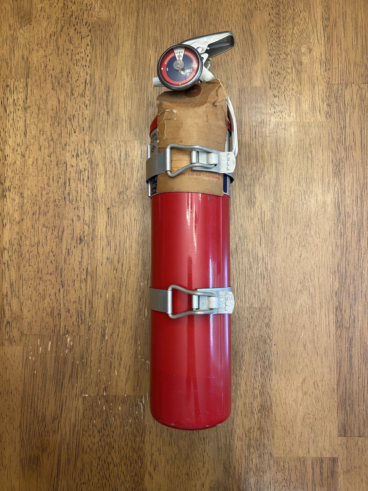1972 Ford Fire Extinguisher Original Accessory Never Used Beautiful Condition