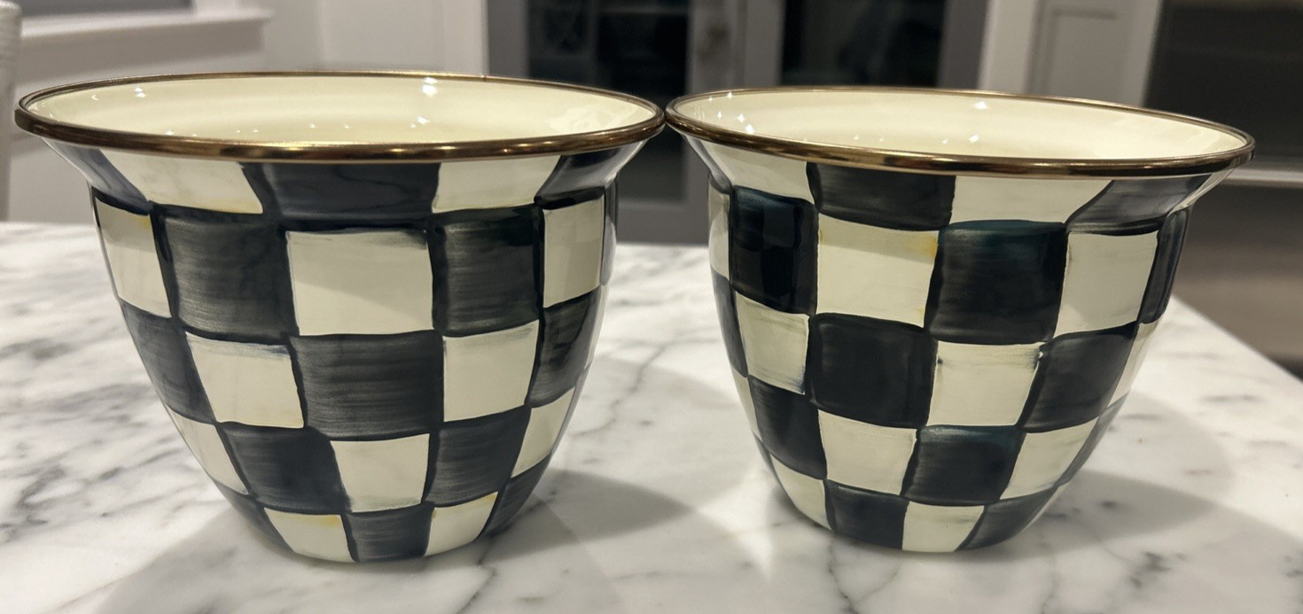 New Mackenzie Childs Courtly Check 5” High, 6.5\