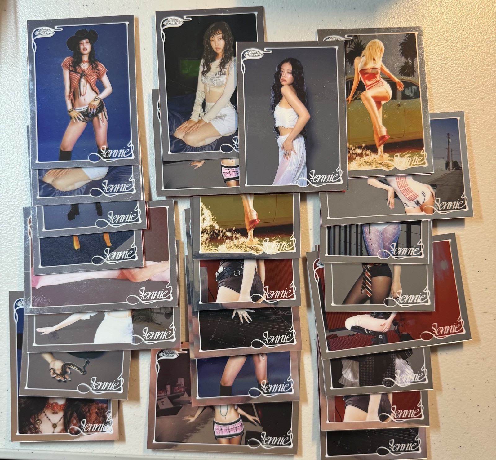 2026 Topps Chrome Jennie Base Lot 24x Cards Complete Set Builder