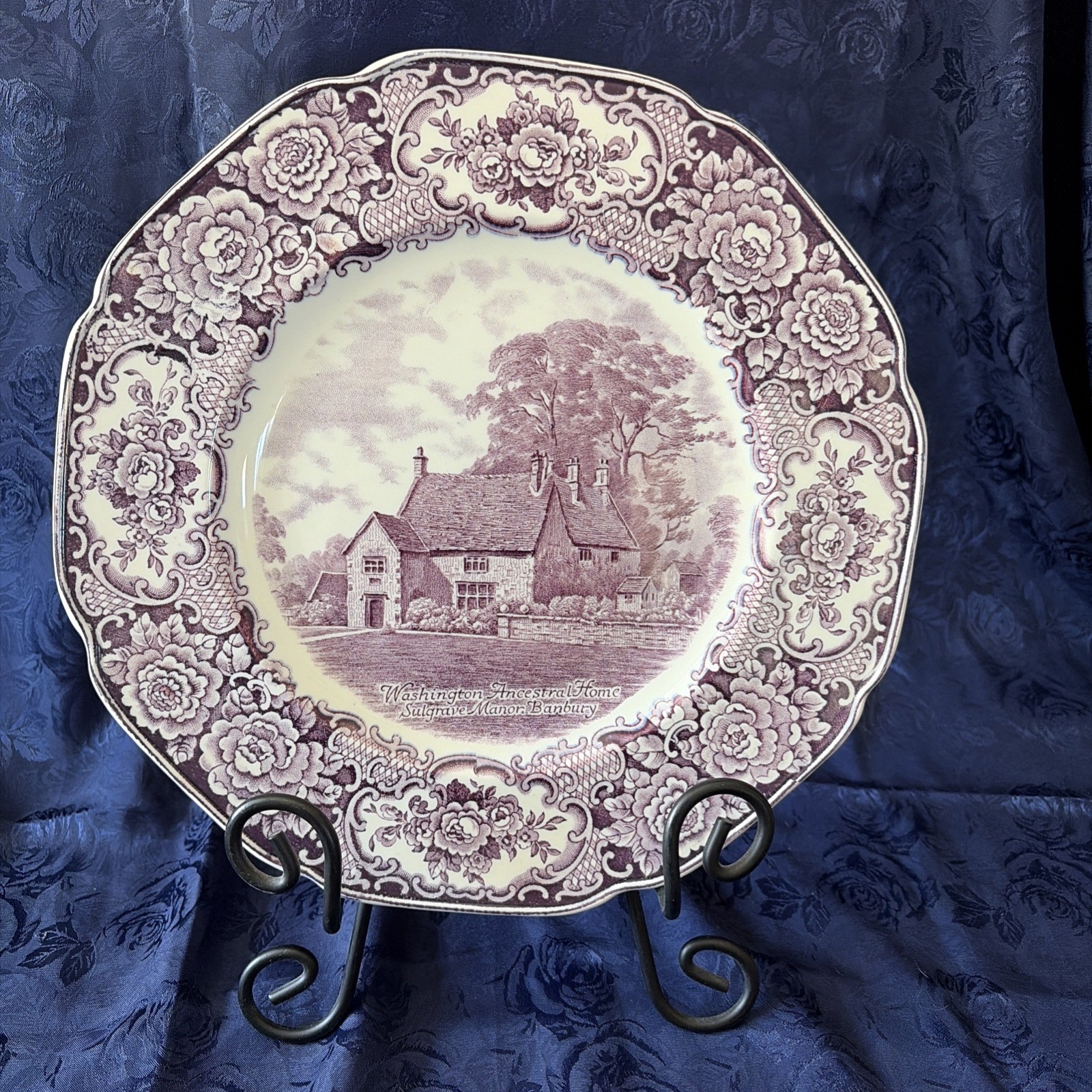 VTG Crown Ducal Bicentenary Collector’s Plate-“Washington Ancestral Home” VTG Crown Ducal Bicentenary Collector’s Plate-“Washington Ancestral Home”