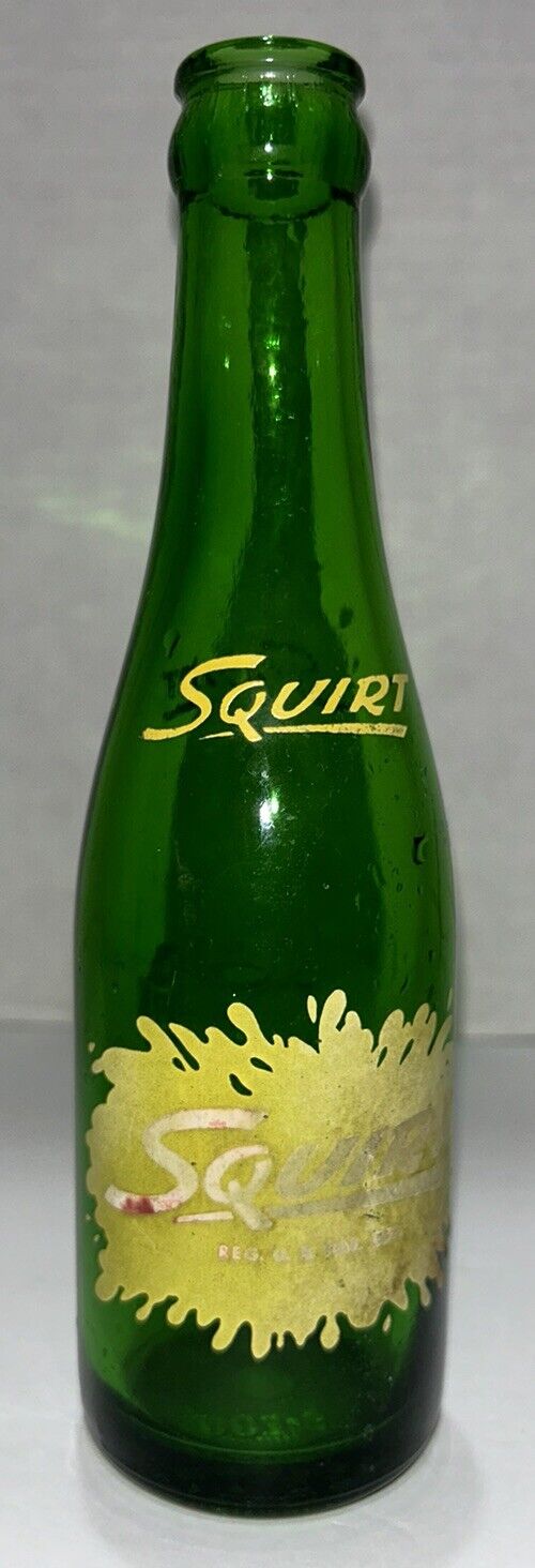 Vtg. 1956 Squirt 7 oz. Glass Soda Bottle “ Never An After-Thirst”