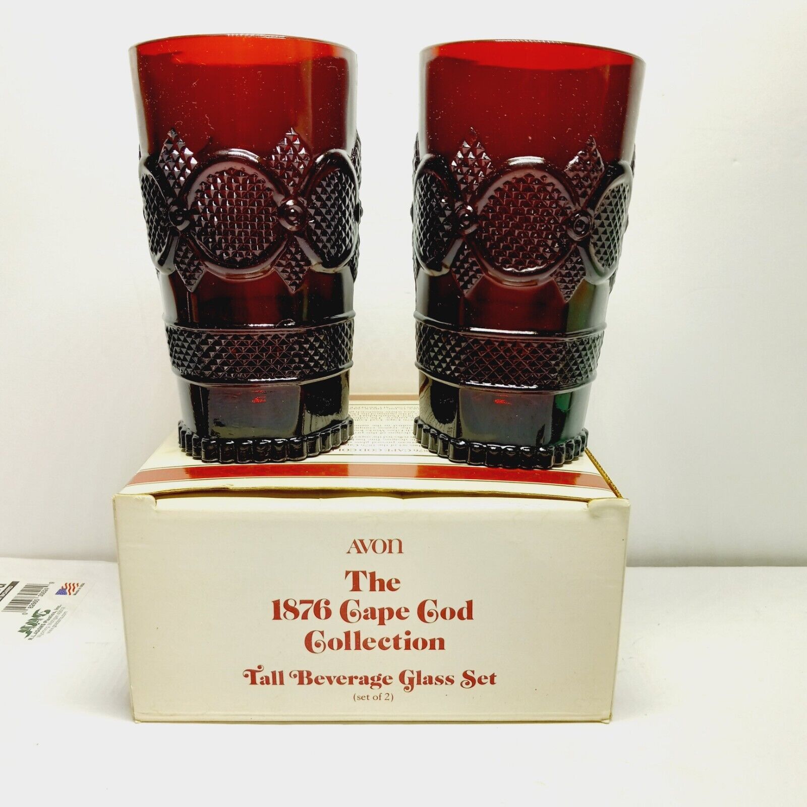 Avon 1876 Cape Cod Collection Tall Beverage Glass Set Of 2 Red Glass