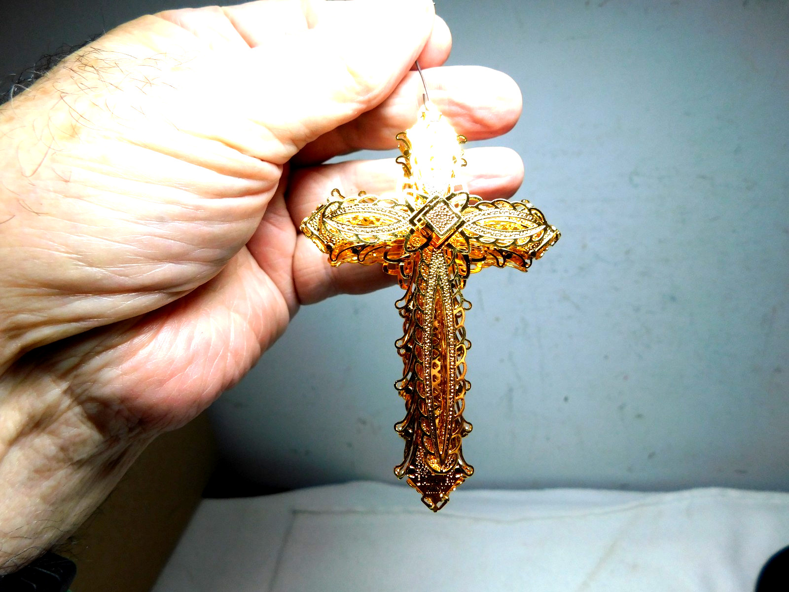 Vintage Danbury Mint Gold Plated Christmas Ornament/ 2003 The Cross