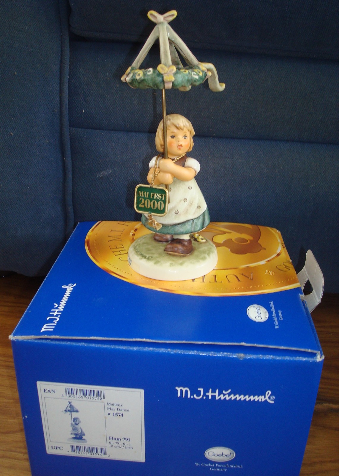 Hummel May Dance Millennium Maifest #791 Tmk-8 w/Box & Tag 7 1/2