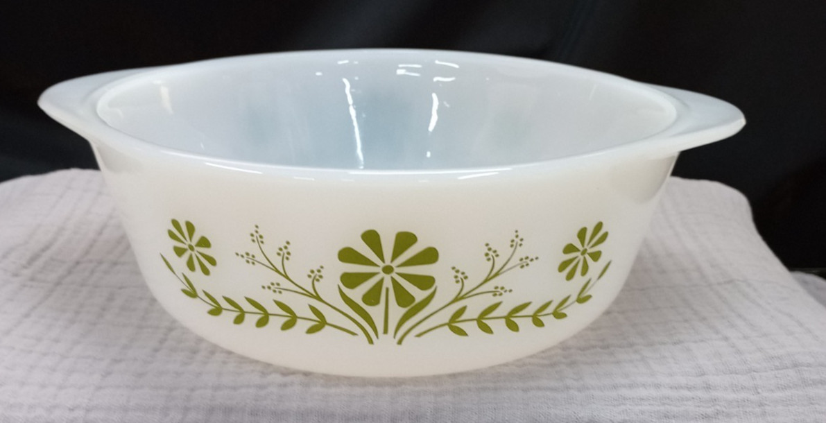 Glasbake J2600 Vtg. Round Casserole Baking Dish 2 Qt USA Green Daisy Flower Glasbake J2600 Vtg. Round Casserole Baking Dish 2 Qt USA Green Daisy Flower