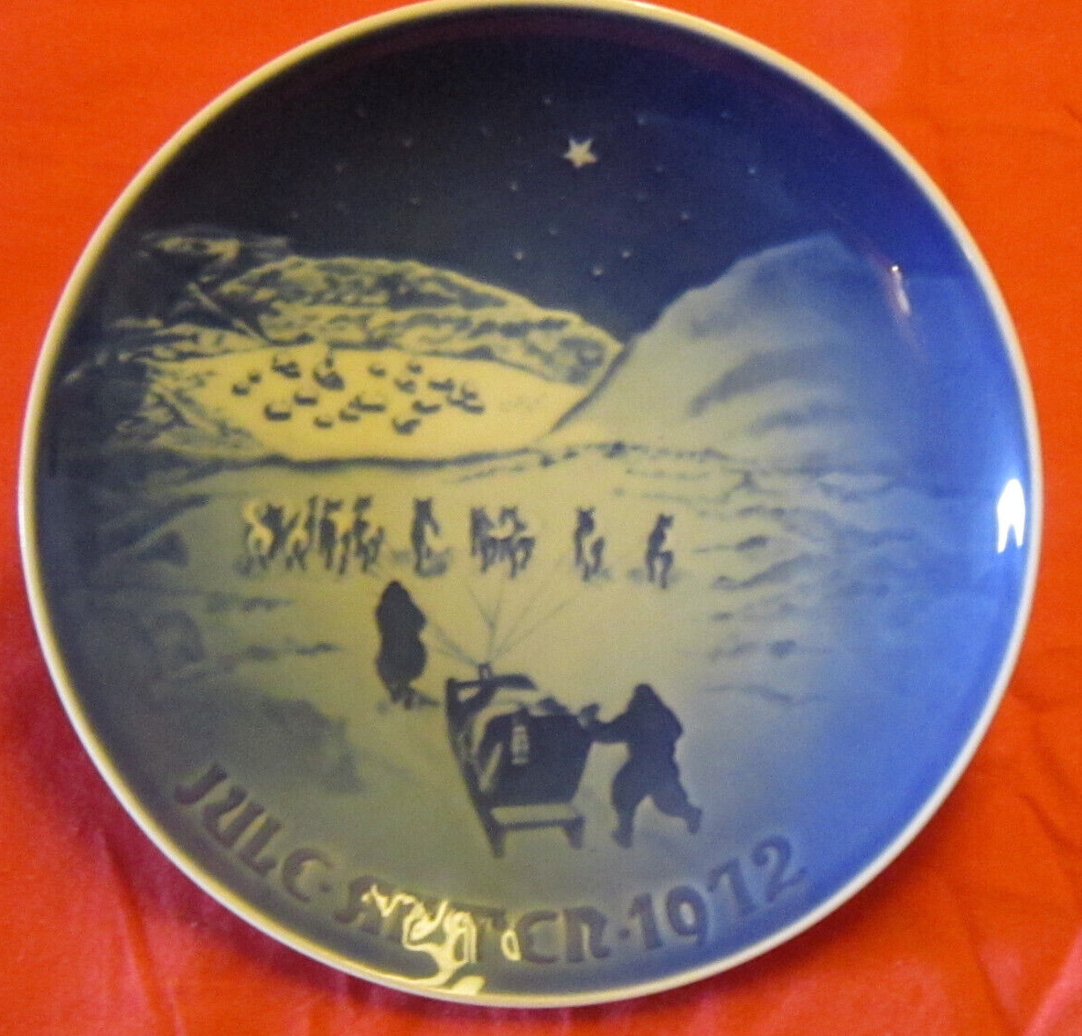 BING AND GRONDAHL Christmasplate 1972 Christmas in Greenland