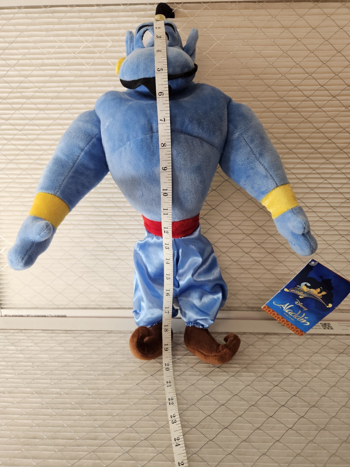 Authentic Disney Store GENIE Aladdin 18\