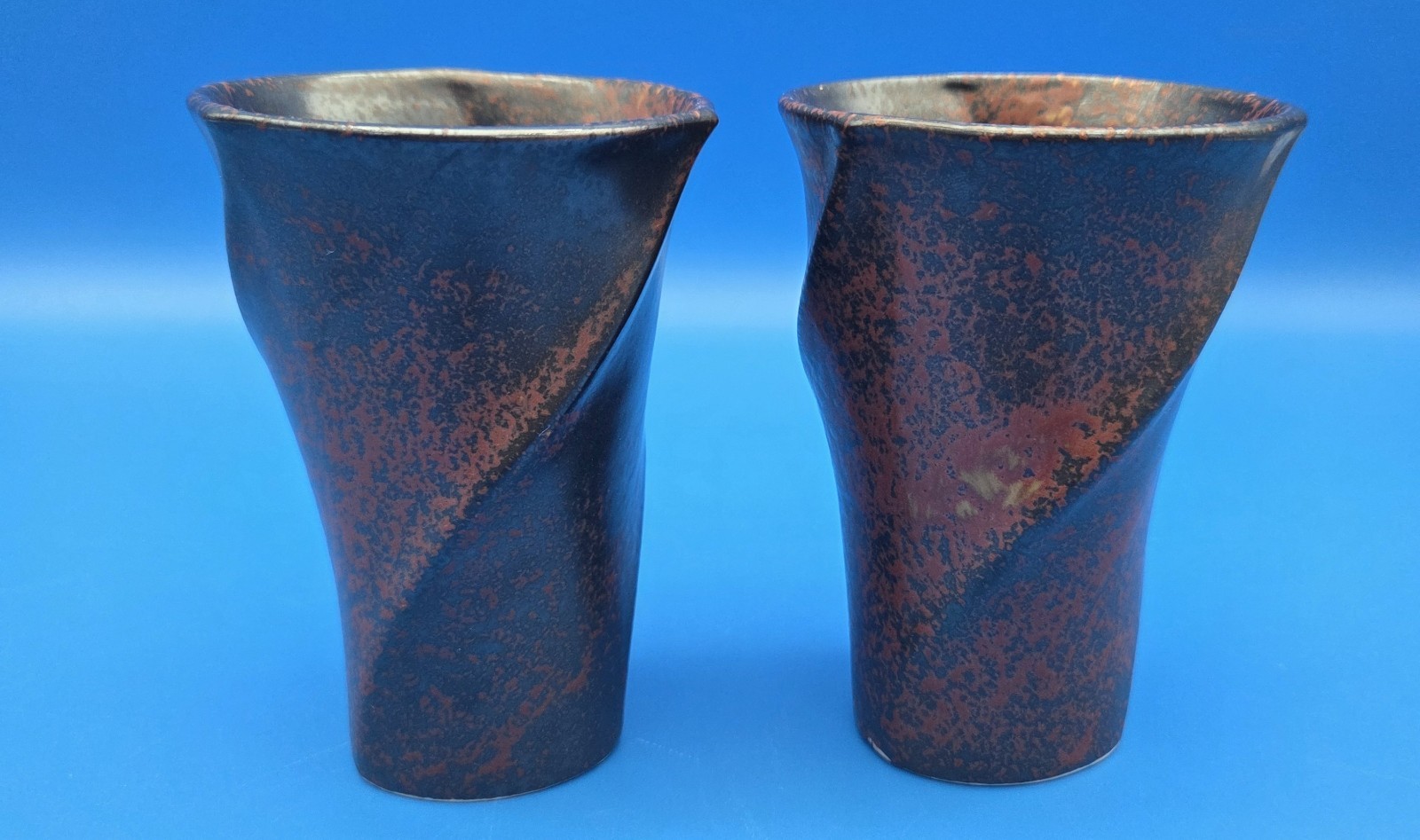 Vintage Japanese Mino Ware Shochu Cups Pair Twisted Ceramic Beer Tumblers 4.75\