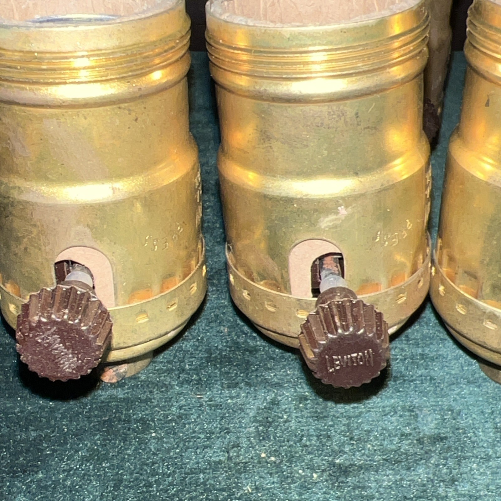 LEVITON BULB SOCKET BRASS Plated Alum LAMP PARTS SALVAGE MADE IN USA on Off NOS