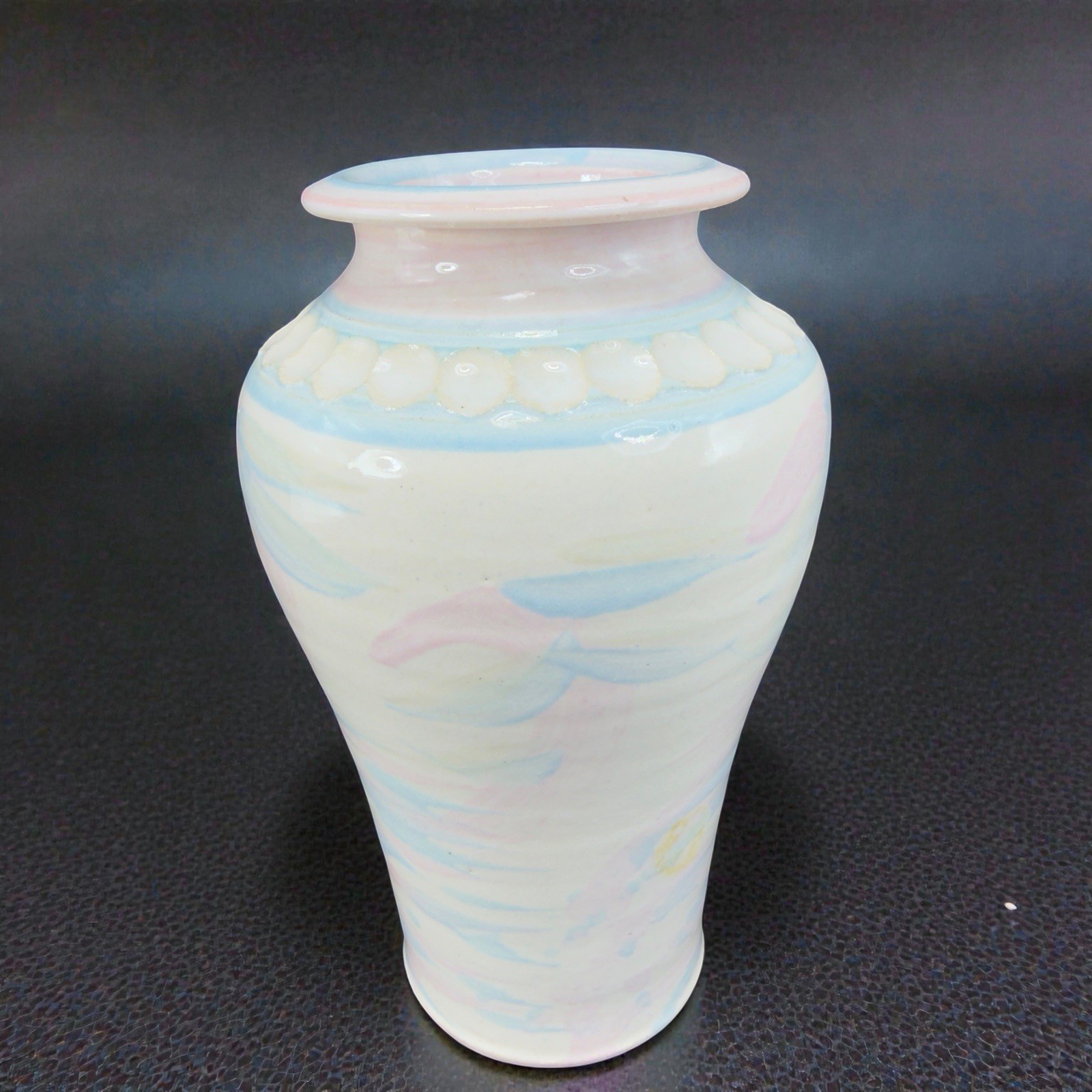 Vintage Studio Art Pottery Vase Artist Signed Pastel Glaze 8\