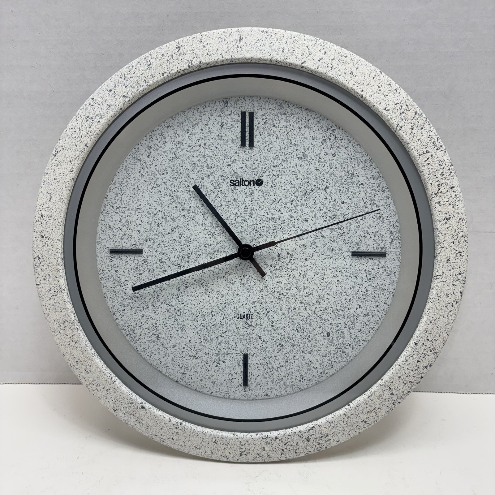 Vtg Salton Retro 80s/90s Wall Clock 11