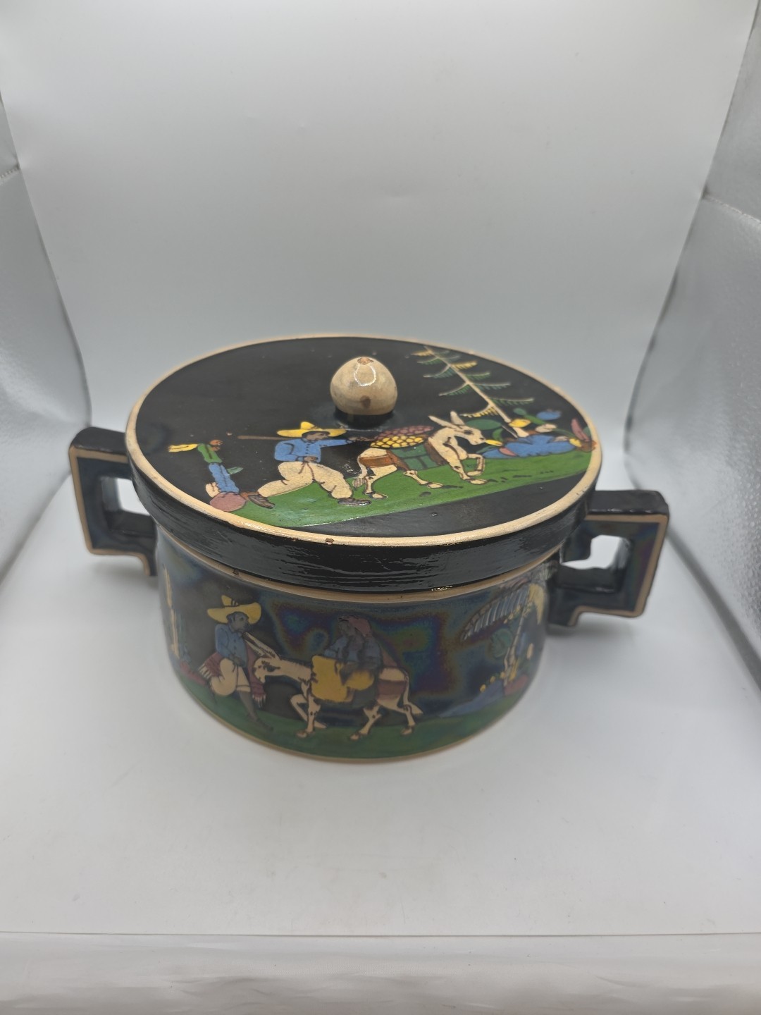 Rare Vintage c1935 Mexican Tlaquepaque Pottery Lidded Tortilla Warmer Rare Vintage c1935 Mexican Tlaquepaque Pottery Lidded Tortilla Warmer