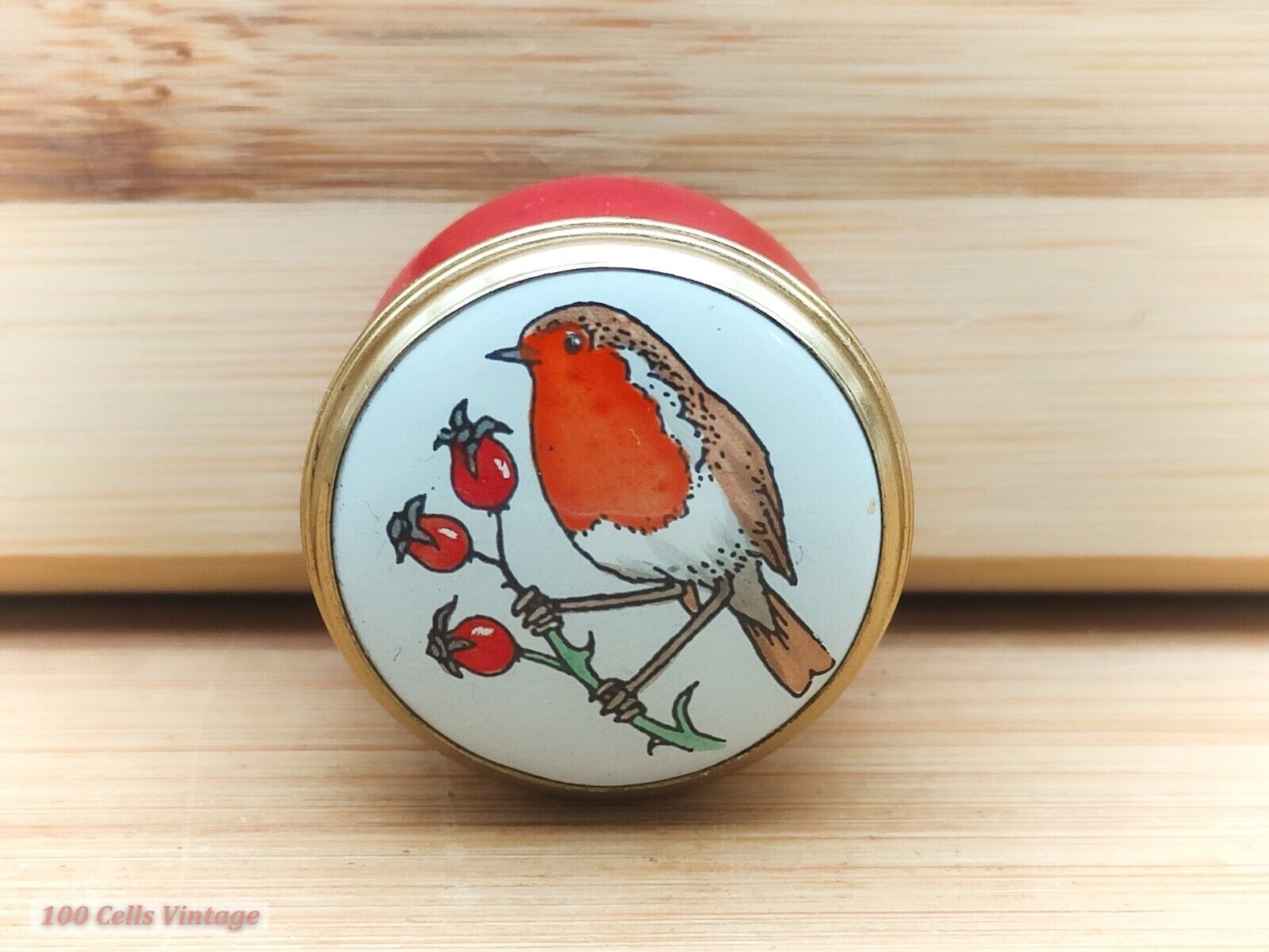Tiny Red Robin/Bird Crummles Enamel Vintage Pill/Trinket Box -cre