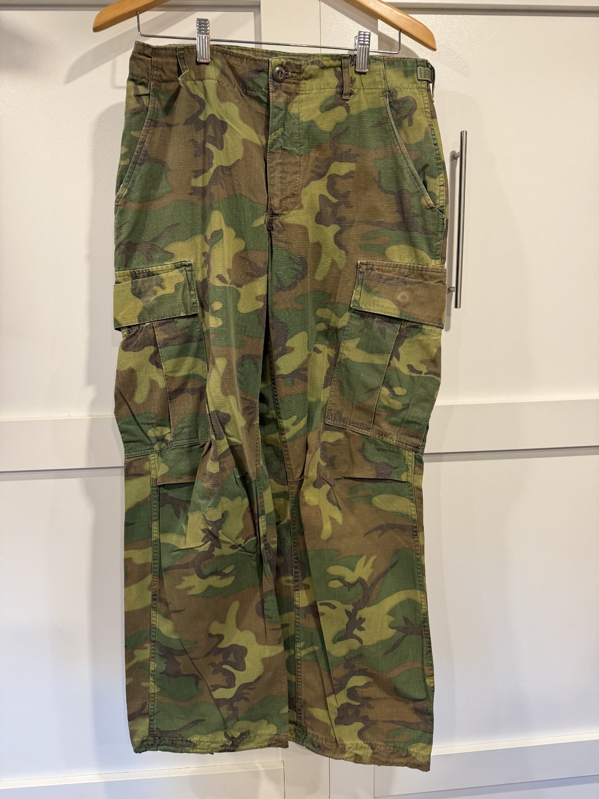 VIETNAM COMBAT MILITARY CAMOUFLAGE TROUSER  8415-945-9218  Small-Regular