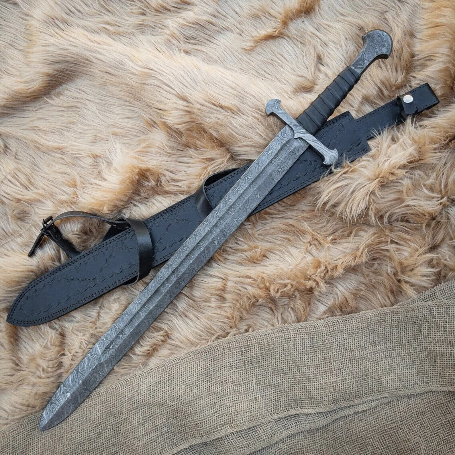 Hand Forged Damascus Steel Viking Sword Sharp / Battle Ready Medieval Sword