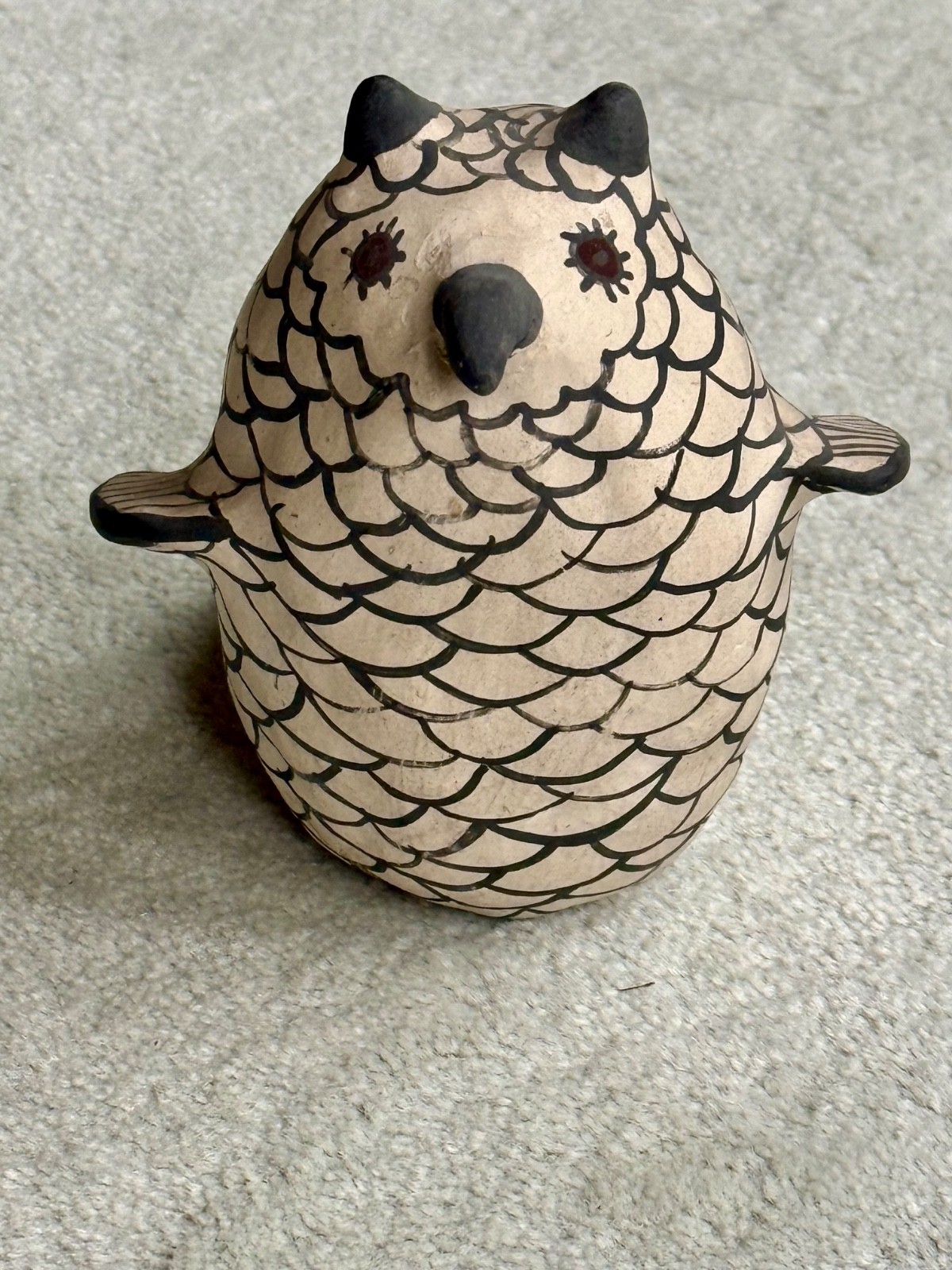 Vintage Zuni Pueblo Pottery Owl - signed - 4 1/4