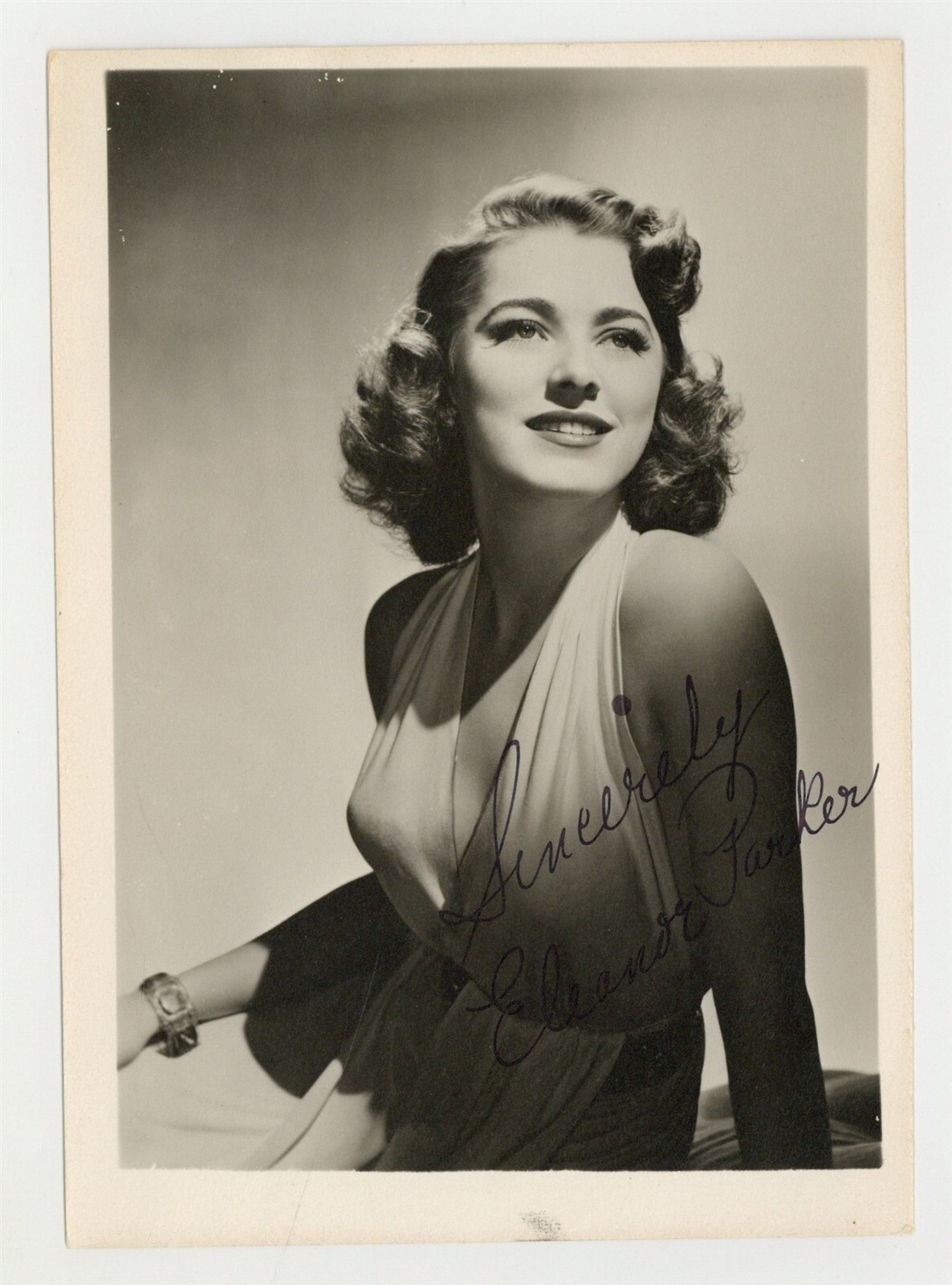 Eleanor Parker Hand Signed Portrait Photo 1946 Hollywood Starlet Actress J13911