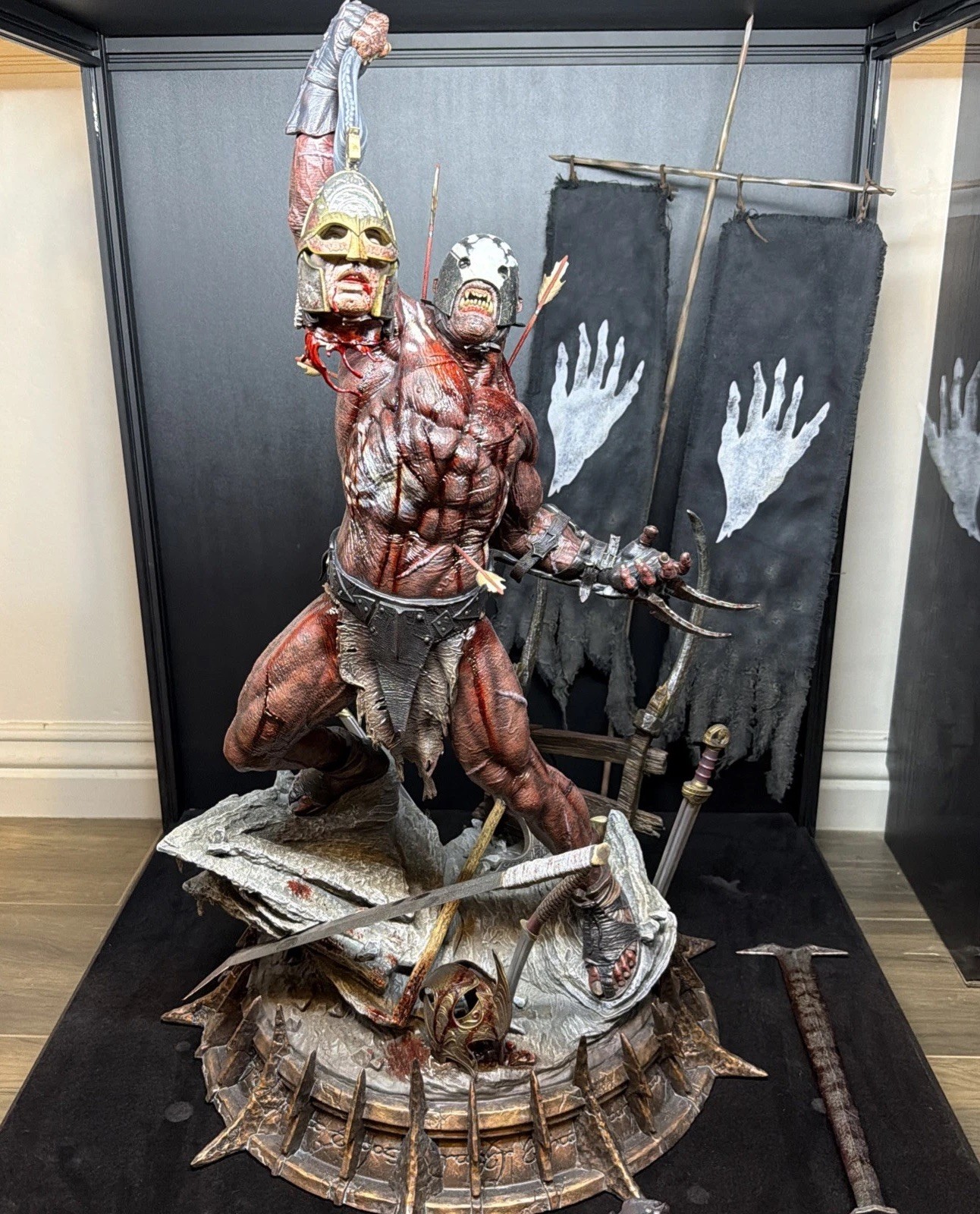 Prime 1 Studio Lord Of The Rings Uruk-hai Berserker Deluxe Version 