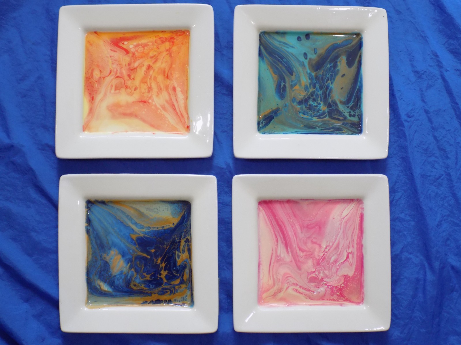 Abstract Art 4 Original Plates on World SL-7 Square Plates 7.5\