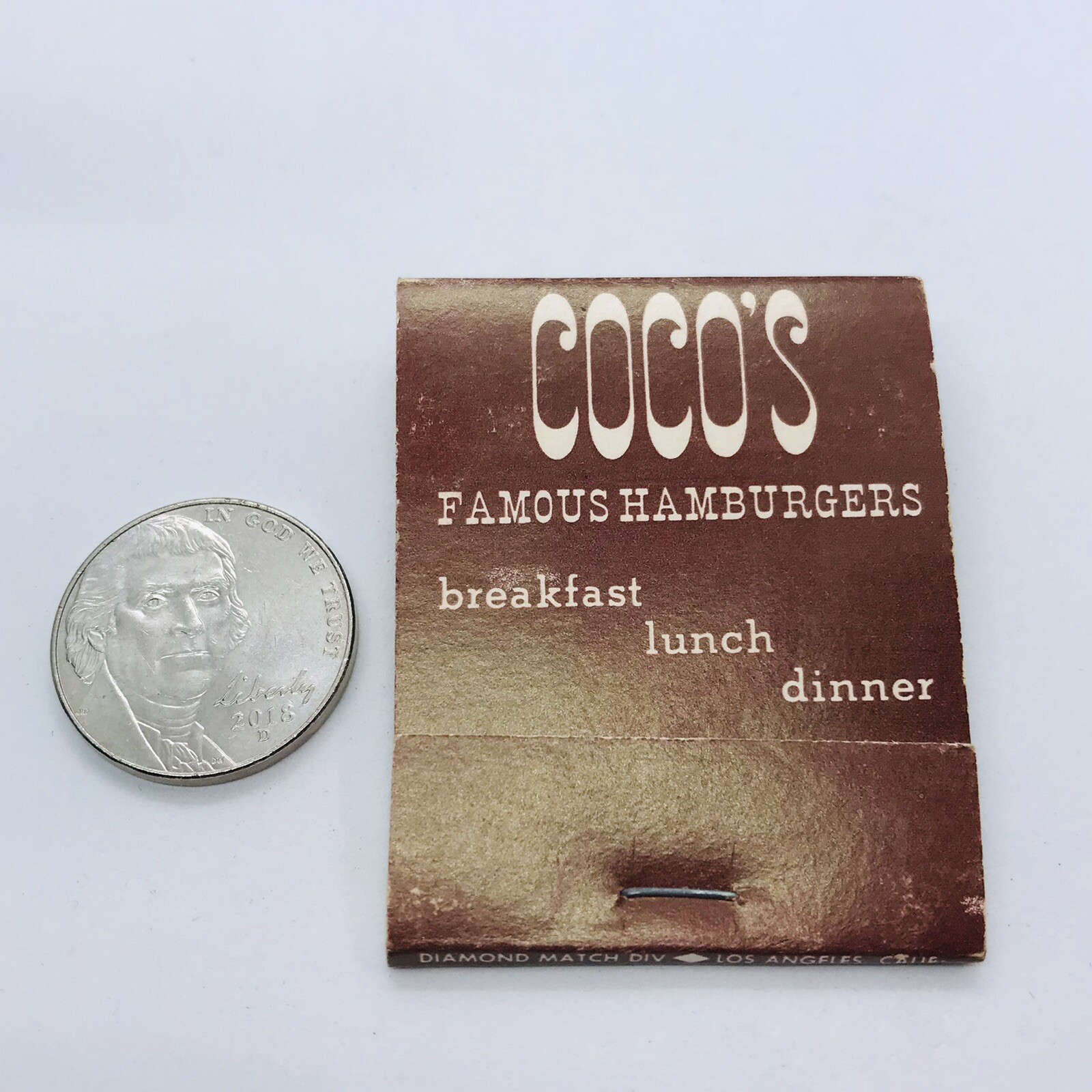 COCO’S FAMOUS HAMBURGERS RESTAURANT VINTAGE MATCHBOOK NEW UNUSED
