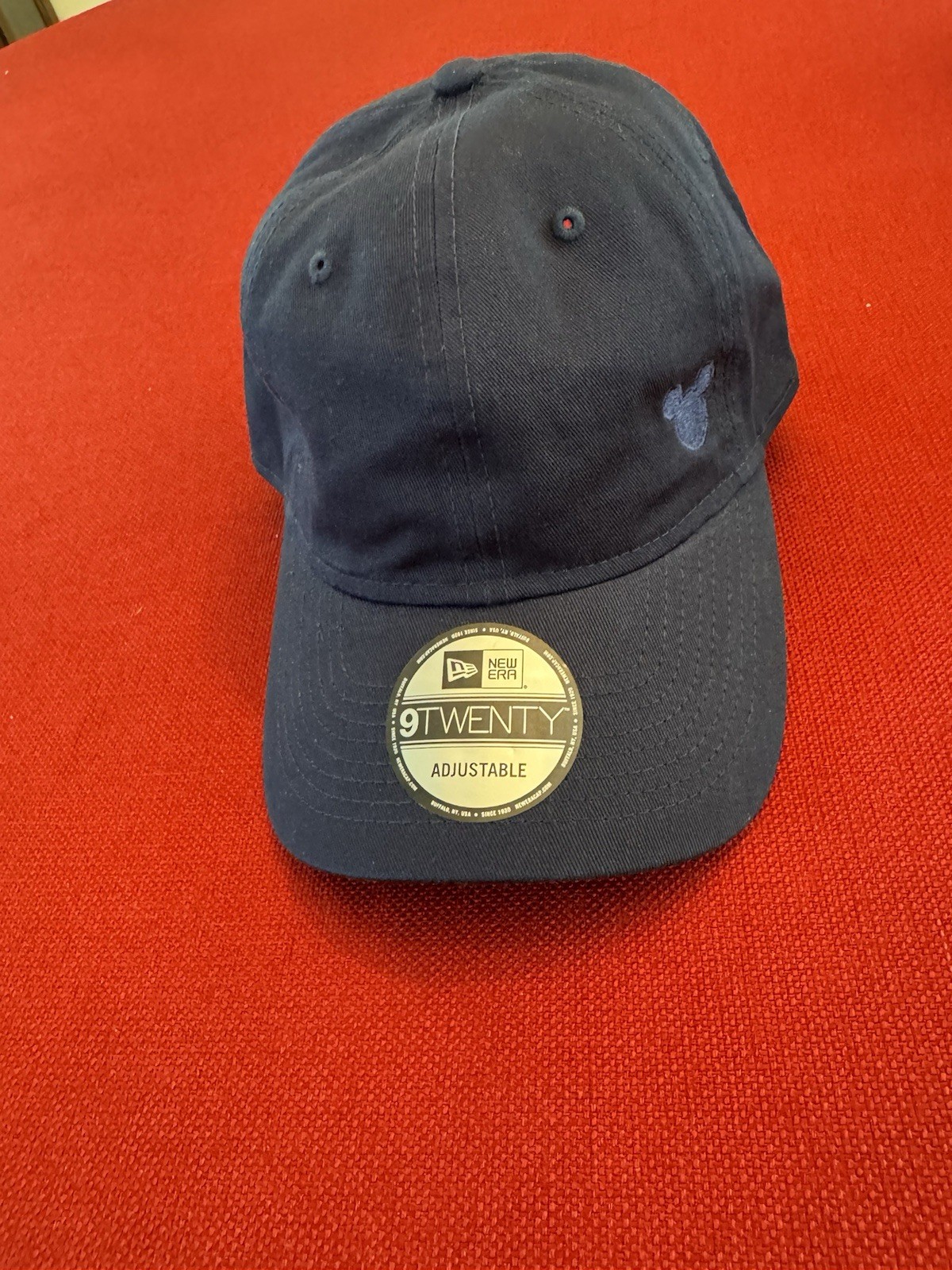 New Era 9Twenty Adjustable Navy Blue Cap W/ Embroidered Mickey Silhouette NWT