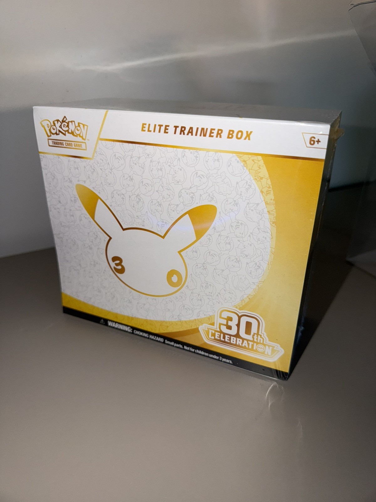 Pokemon 30th Anniversary Elite Trainer Box Sealed (NOT POKEMON CENTER EXCLUSIVE) Pokemon 30th Anniversary Elite Trainer Box Sealed (NOT POKEMON CENTER EXCLUSIVE)