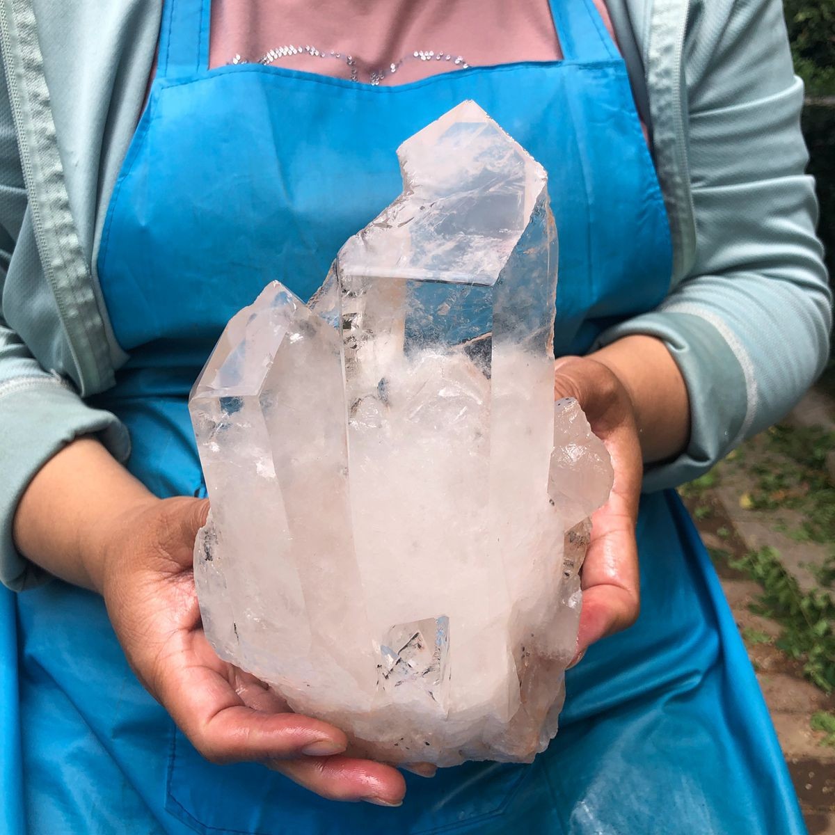 1890g Natural clear quartz cluster quartz crystal mineral specimen healing