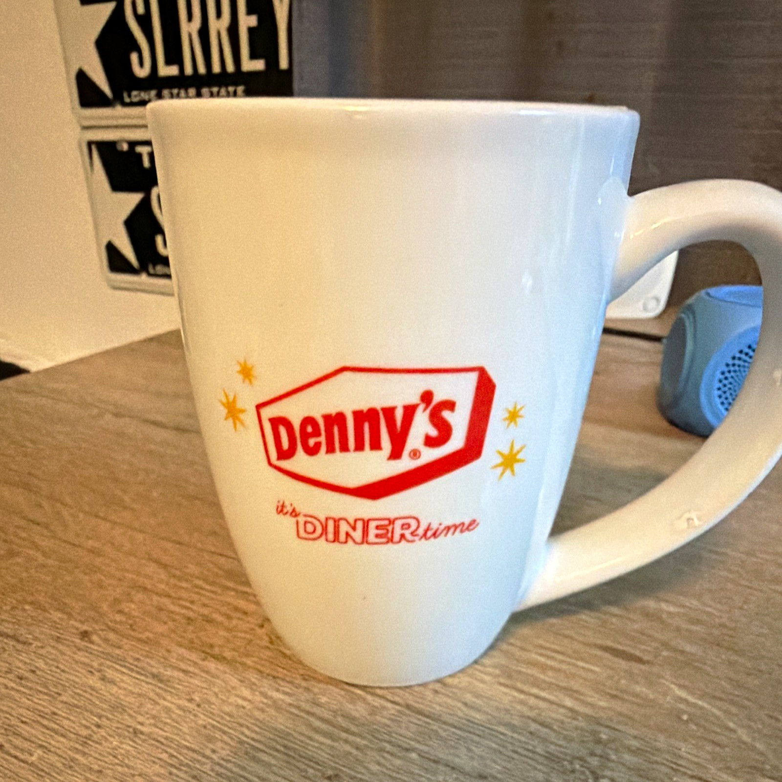 Denny’s It’s Diner Time Ceramic Advertising Mug AMKO 2000-032 White Red Denny’s It’s Diner Time Ceramic Advertising Mug AMKO 2000-032 White Red