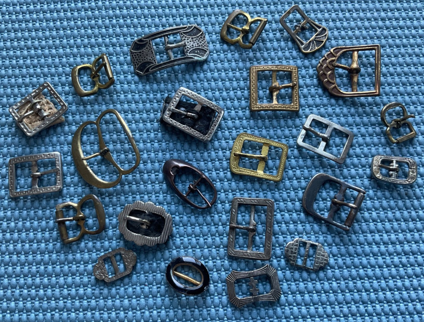23 Antique Vtg Art Deco Metal Strap Buckles Suspender Garter