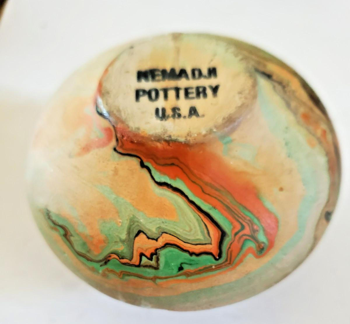 Vintage Nemadji Pottery Hand Painted Ceramic Brown   CER#290