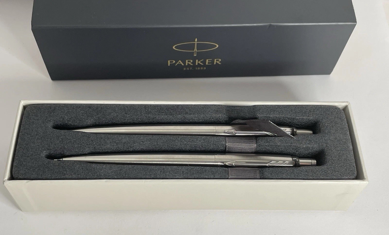 Vintage Parker Classic Flighter Ballpoint Pen Mechanical Pencil Set Boxed