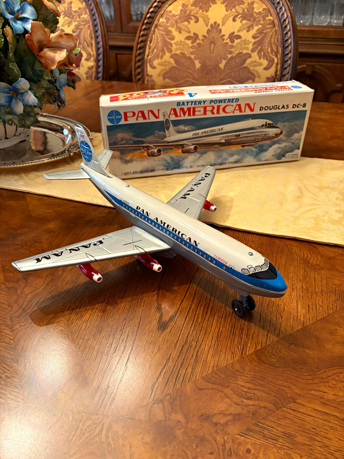 Pan American Pan Am Douglas DC-8 Battery Powered Aircraft Model with Box