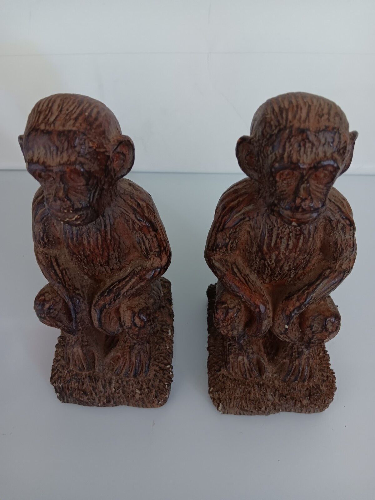 Mellanco Monkey Sitting Statue Bookends Used