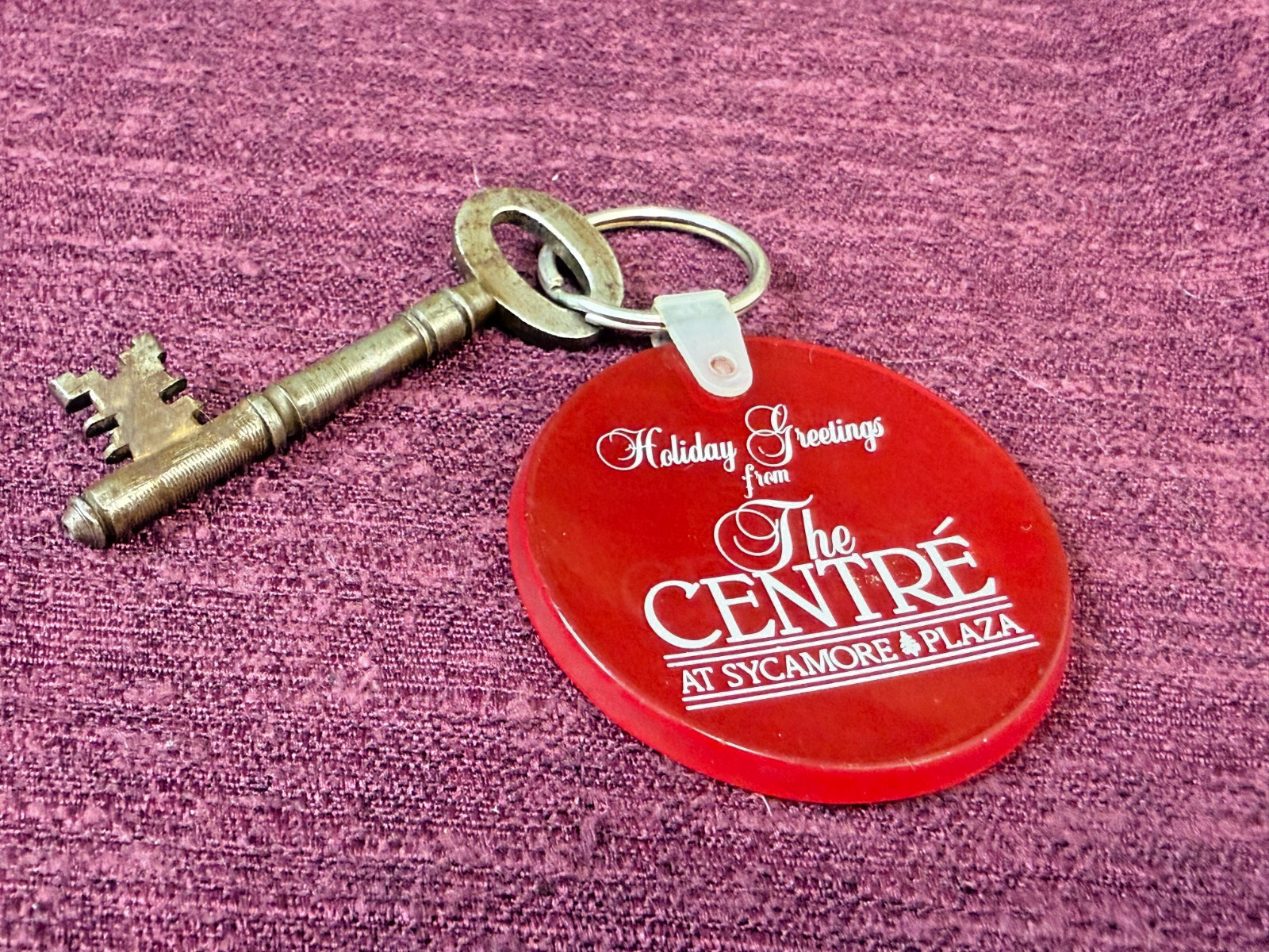 Vintage THE CENTRE AT SYCAMORE PLAZA Hotel Key & Fob LAKEWOOD CA Skeleton Key